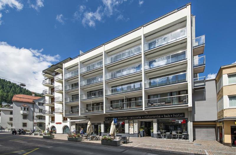 Hotel Loeffler St. Moritz Kültér fotó